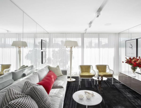 Modern Living Room Mirrors to Elevate Your Interior Design