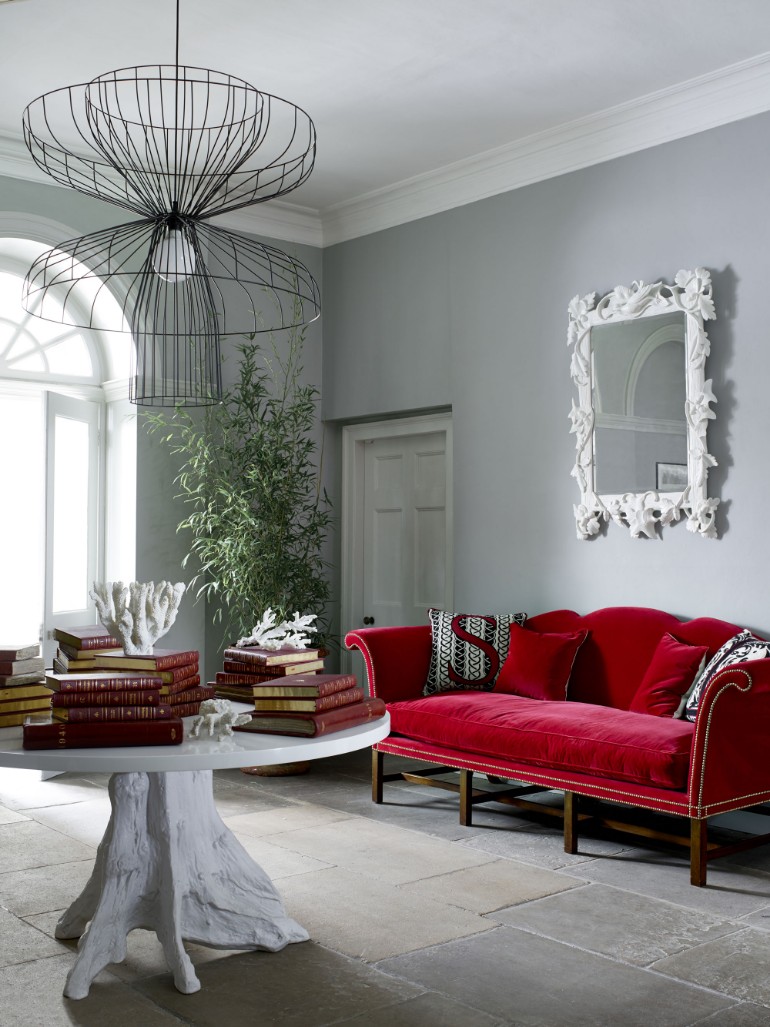 10 GORGEOUS RED ACCENT LIVING ROOMS