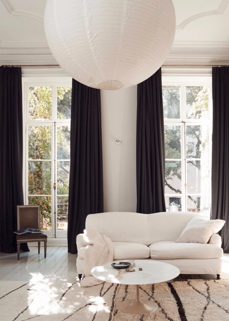 Black Themed Living Room Ideas