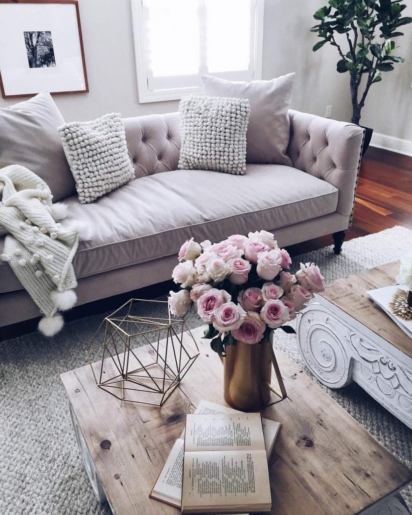 View of Romantic Living Rooms Ideas