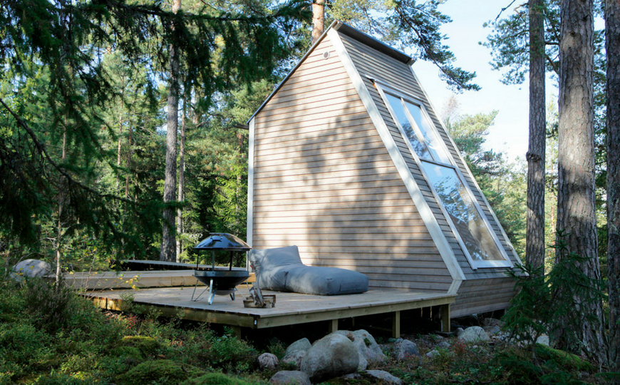Photo inspiration: Fresh Look at A Tiny House With A Minimalist Living Room In The