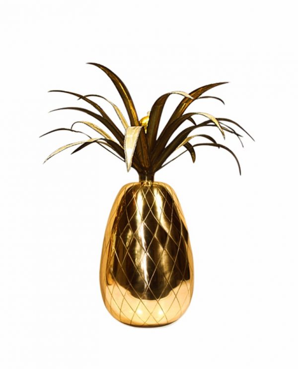 How To Choose the Best Accessories for Your Modern Living Room Decor