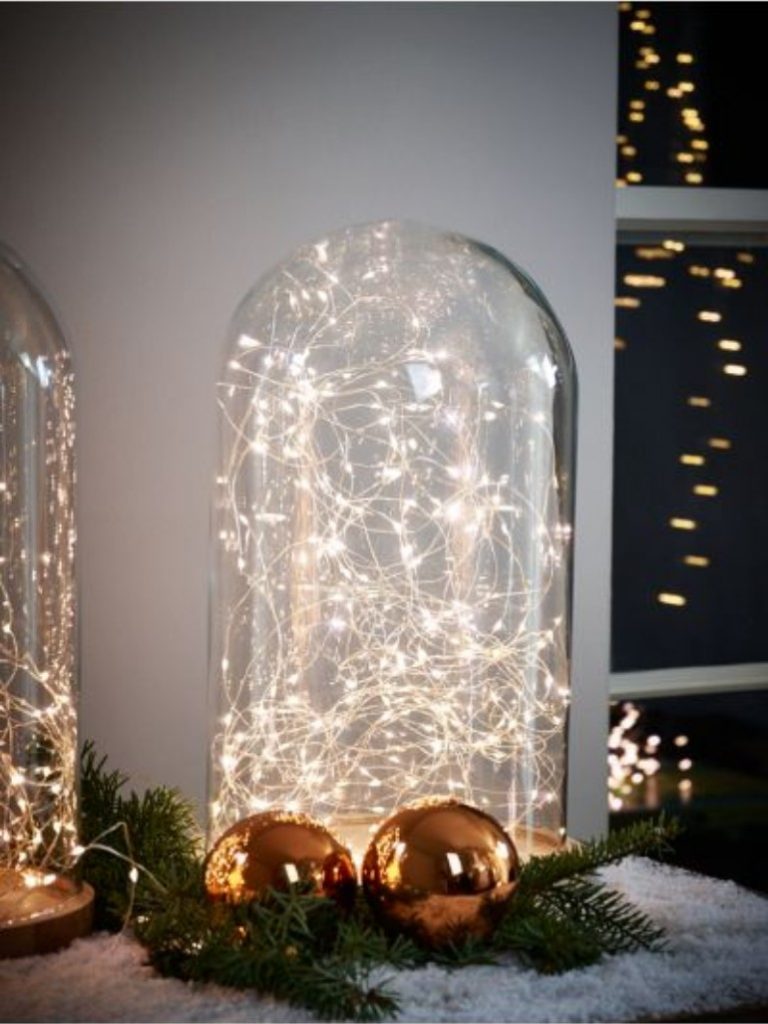 How To Use Christmas Lights To Your Advantage In A Modern Living Room
