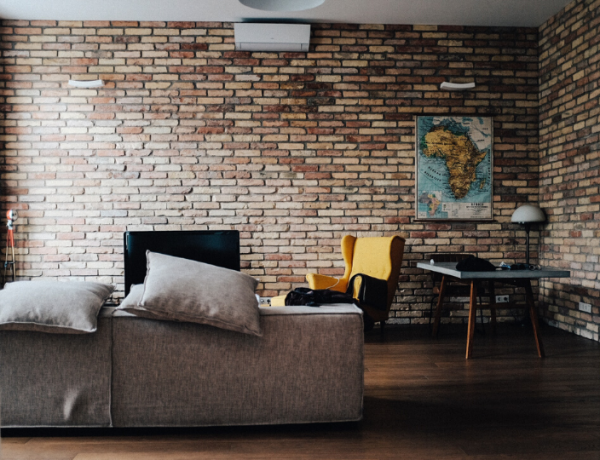 Mid-Century Furniture That Will Glam Up Your Living Room