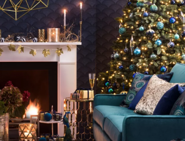 LRI 40 Christmas Living Room Decor Ideas To Transform Your Home For The Season