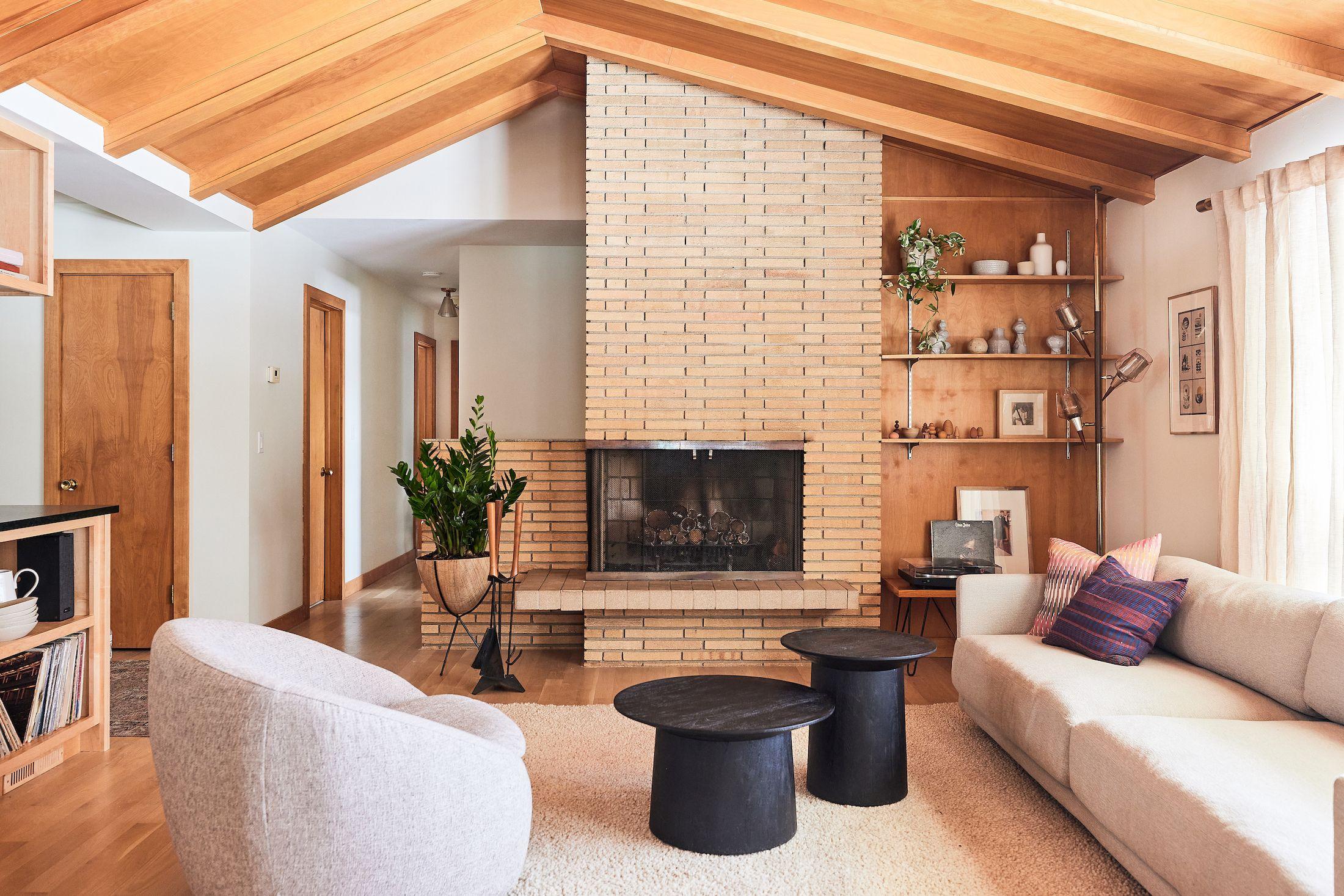 80 Beautiful Living Room Ideas That'll Make You Want to Redecorate_9